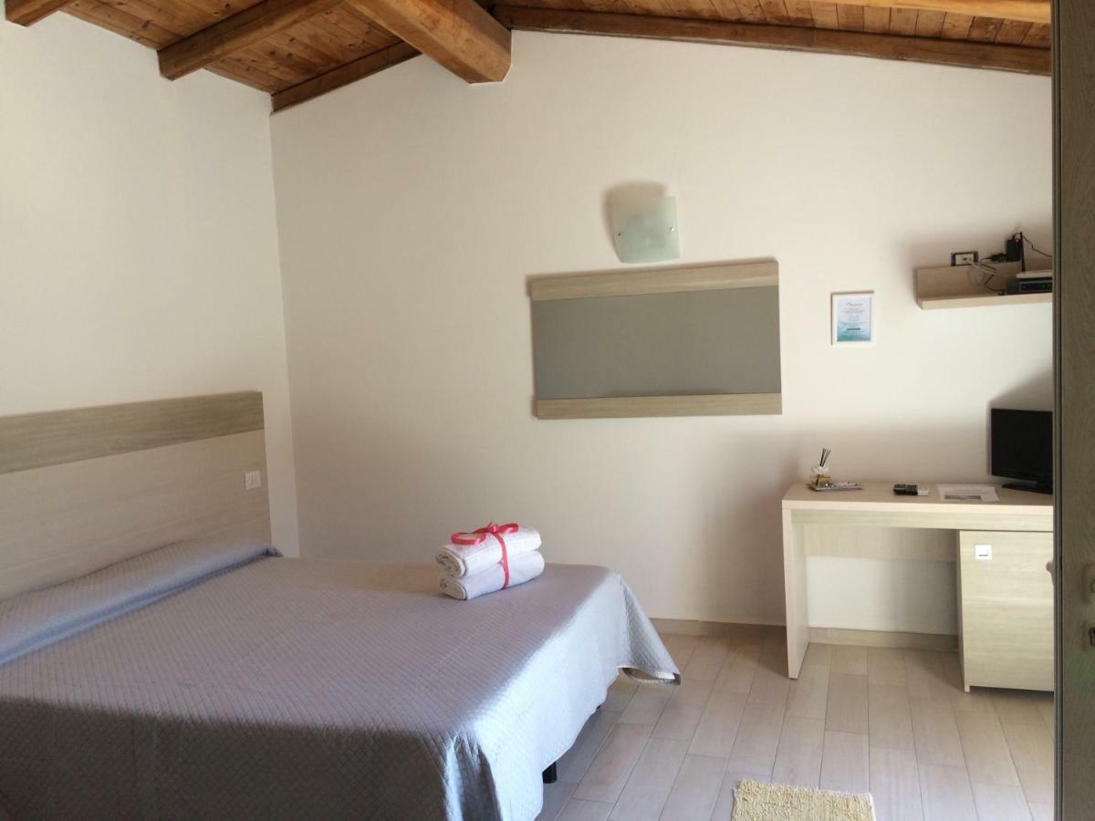 Bed and Breakfast Sole&Sale San Teodoro  Exterior foto